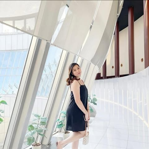 Shea Dela Cruz